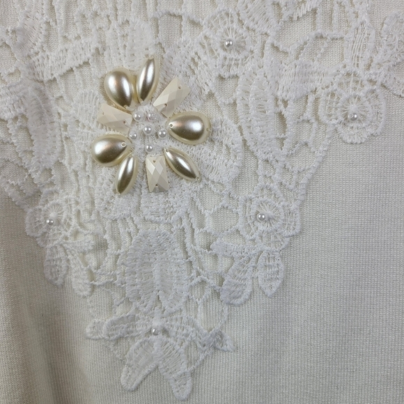 Boston Proper Turtleneck embroidered pearls Jewels Sweater Top M NWOT Cream - Picture 5 of 9